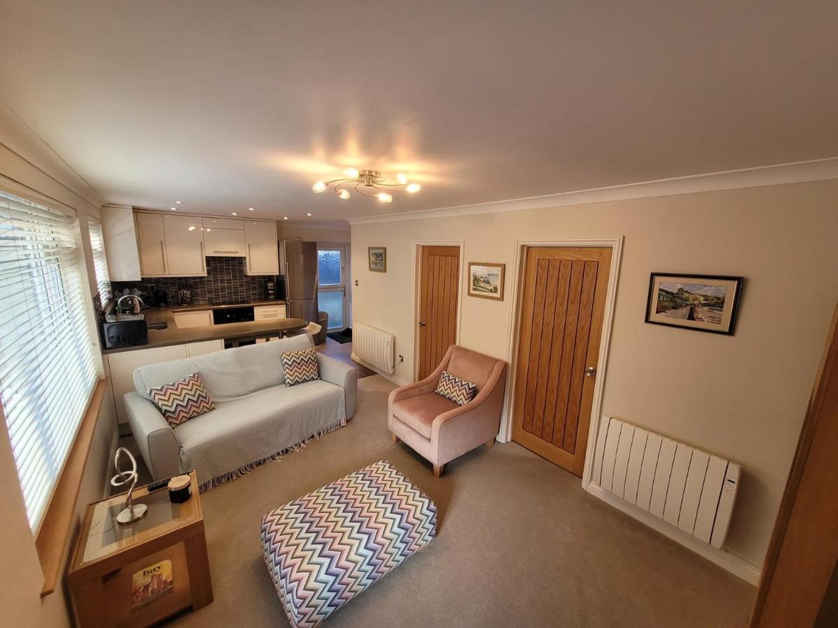 The Mumbles - Bungalow - 2 Bedrooms - Pet Friendly 스완지 외부 사진